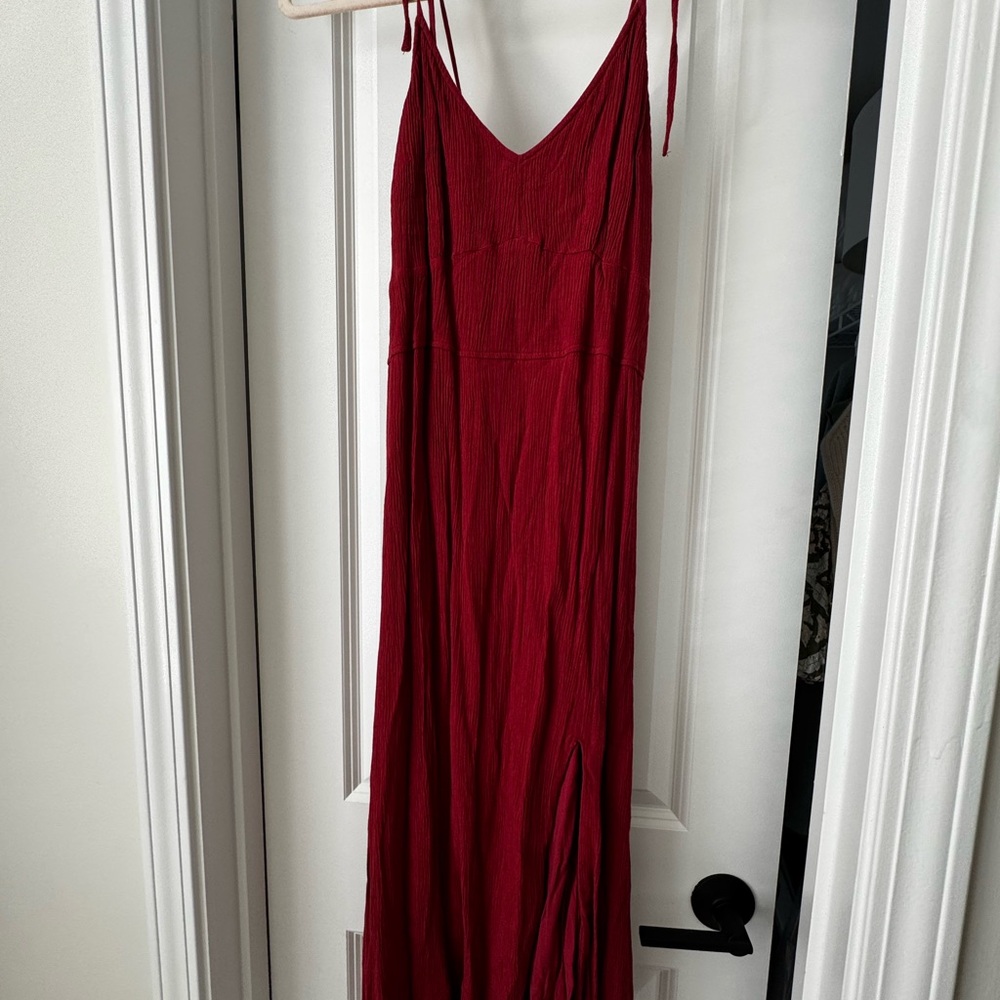 Abercrombie & Fitch Red Midi Dress